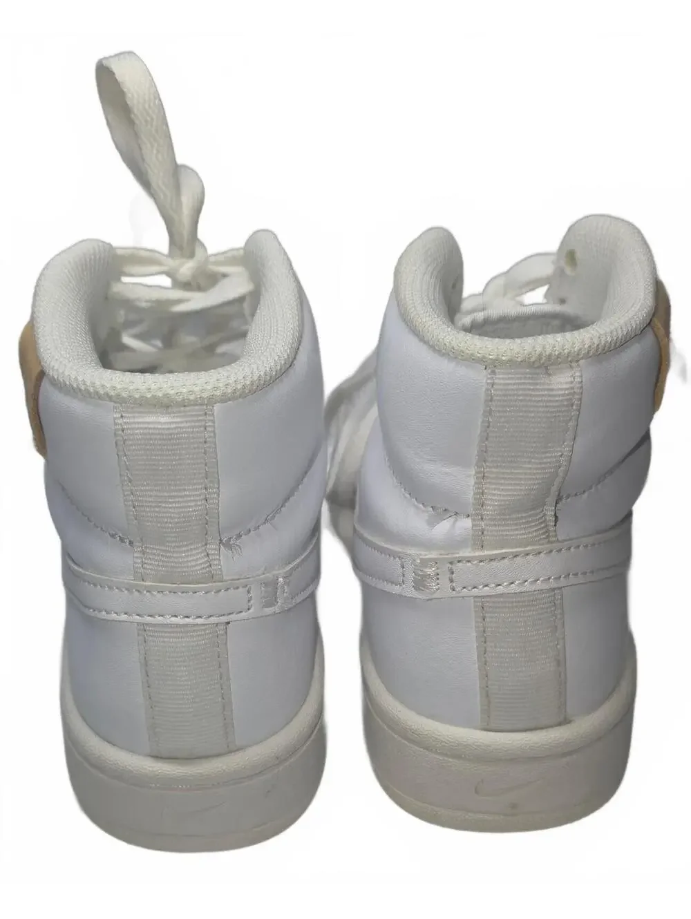 Nike White High-Top Court Royale 2 Mid Top Size US 7 Sneakers CT1725-100